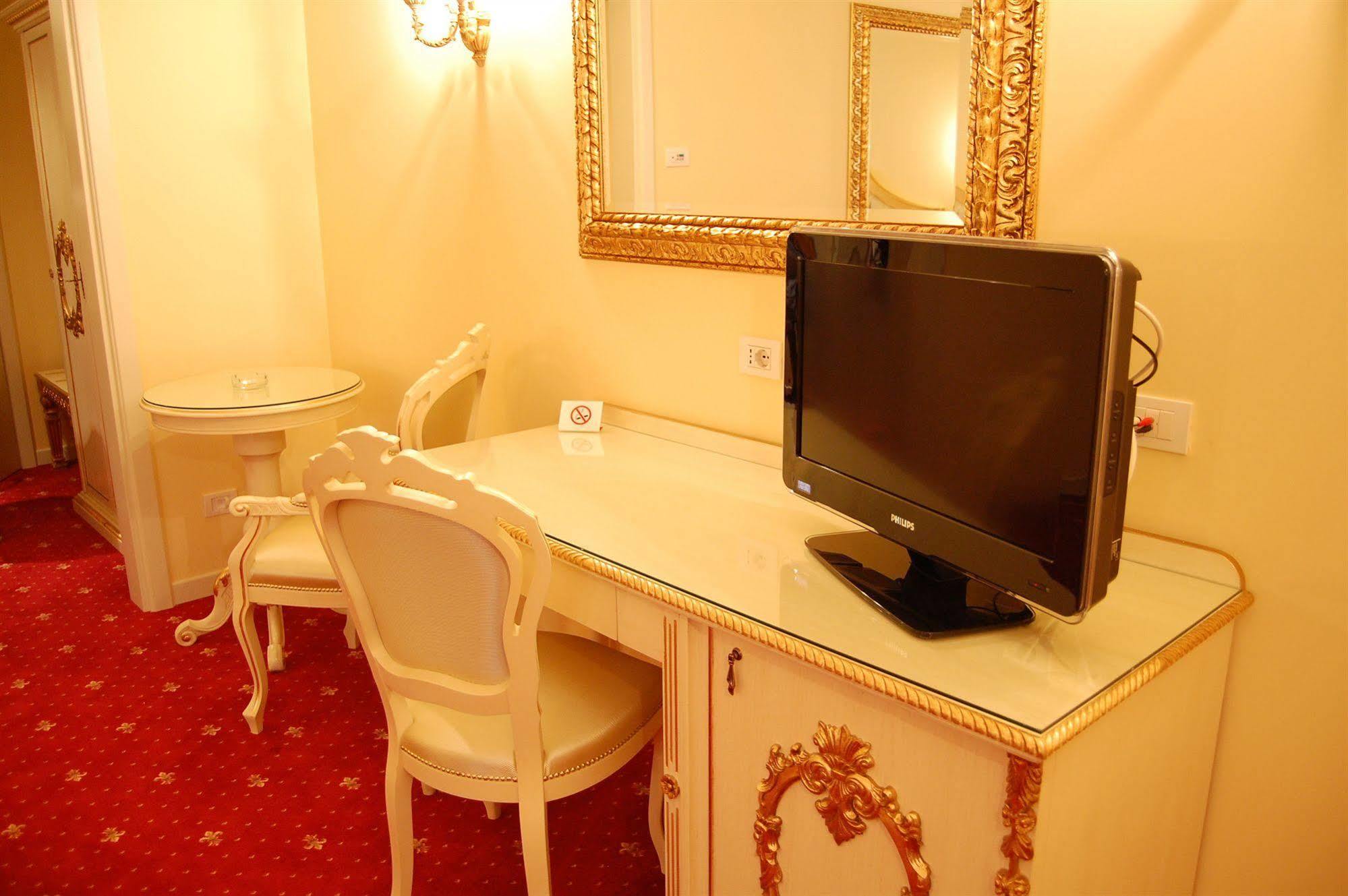Gold Hotel 4*