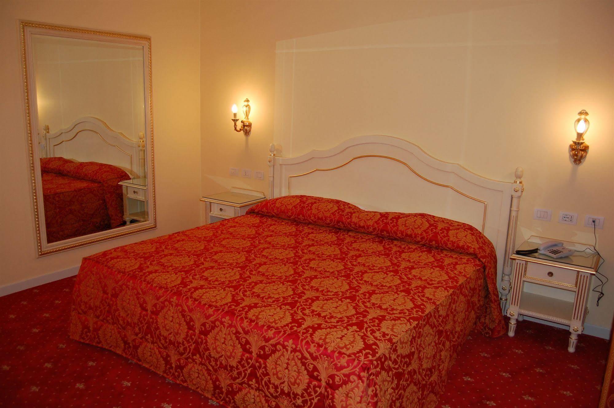 Hotel Gold 4*